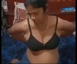 Desi juicy aunty chudai 2 min