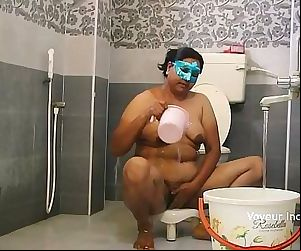 Big Boob Aunty In Shower 2..